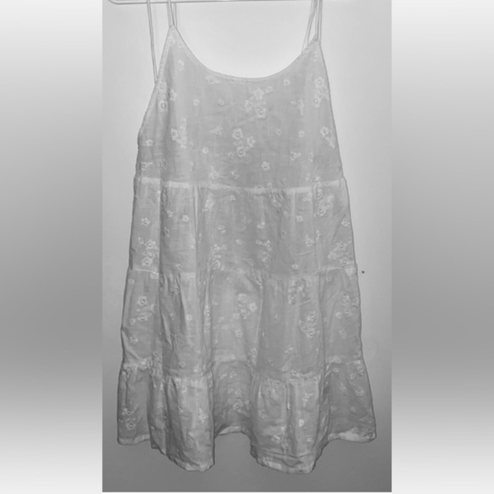 C&C California white tiered dress/coverup, size M, NWT